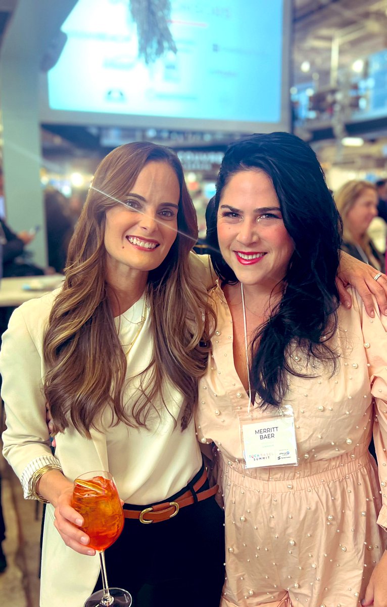 MerrittBaer's tweet image. @melmedina305 glowing as usual 

at @eMergeAmericas #techbasel