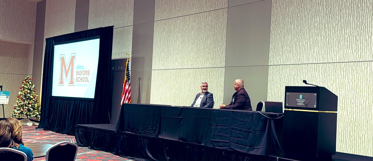 AimIndiana's tweet photo. Kicking off our school for new Hoosier mayors are @GovHolcomb and @MattGreller. Great conversation about communication and collaboration. #AimNEO https://t.co/PvxpCzEacU