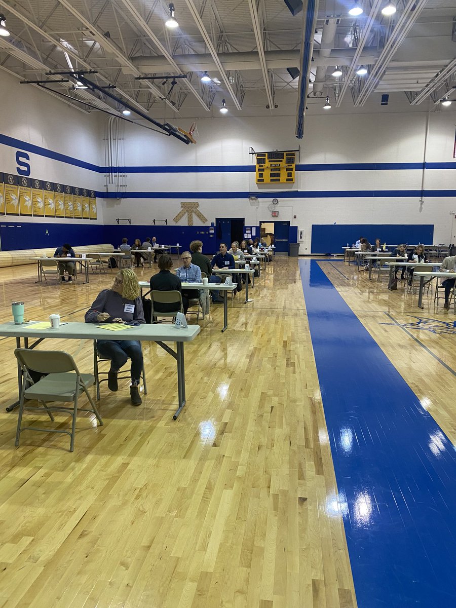 FHHSDECA's tweet photo. Mini Competition was a success!! Super proud of our DECA students!! https://t.co/i7hX2jKDcT