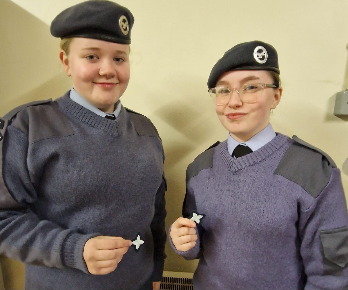 Congratulations to Cdt Kelly and Cdt McNulty on their first class classifications! The start of their RAF Air Cadet journey. Full speed ahead ladies! Well done ✈️ #ventureadventure