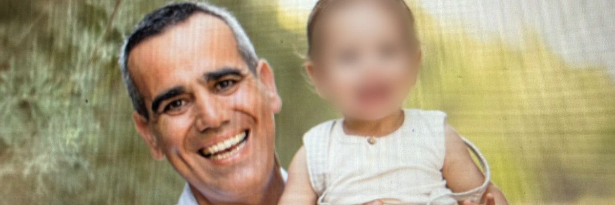 MarinaMedvin's tweet photo. Omri is a hostage in Gaza. He was excluded from this terrible deal, along with the other men. 65 of 98 hostages are not covered by this deal. All 3 live American men are being left behind, one a teen.

I want them returned. I want Omri home with his babies.https://t.co/iGm2JupYn8
