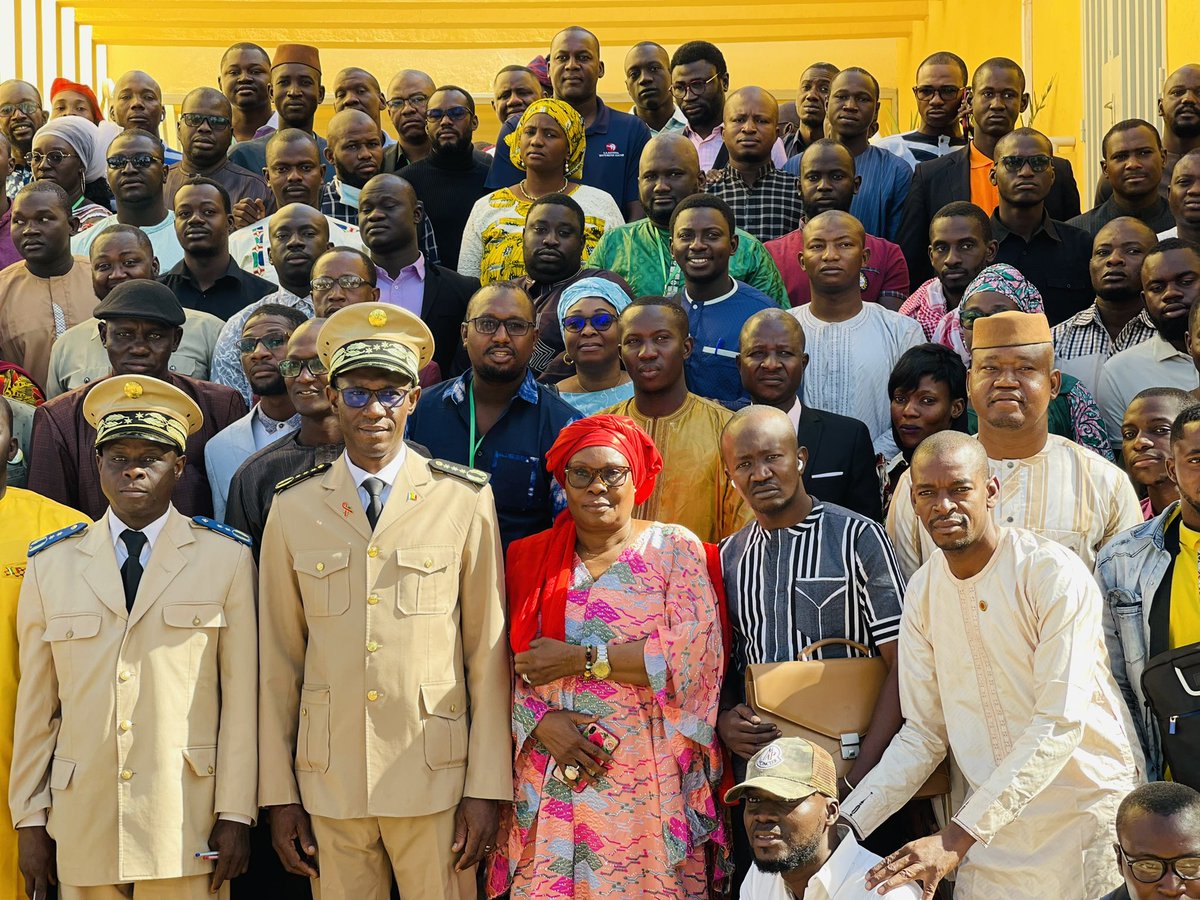 SoryIbrahimCis7's tweet photo. 🇲🇱 PHASE RÉGIONALE - Etats Généraux de la Jeunesse🇲🇱 DISTRICT DE BAMAKO
#BâtissonsNotreAvenir #bâtissonslemalinouveau #bâtissonslemali #JeSuisJeune #jyparticipe #MALIKURA #Unpeuple #UnBut #Unefoi https://t.co/Fsi3OtLjCk