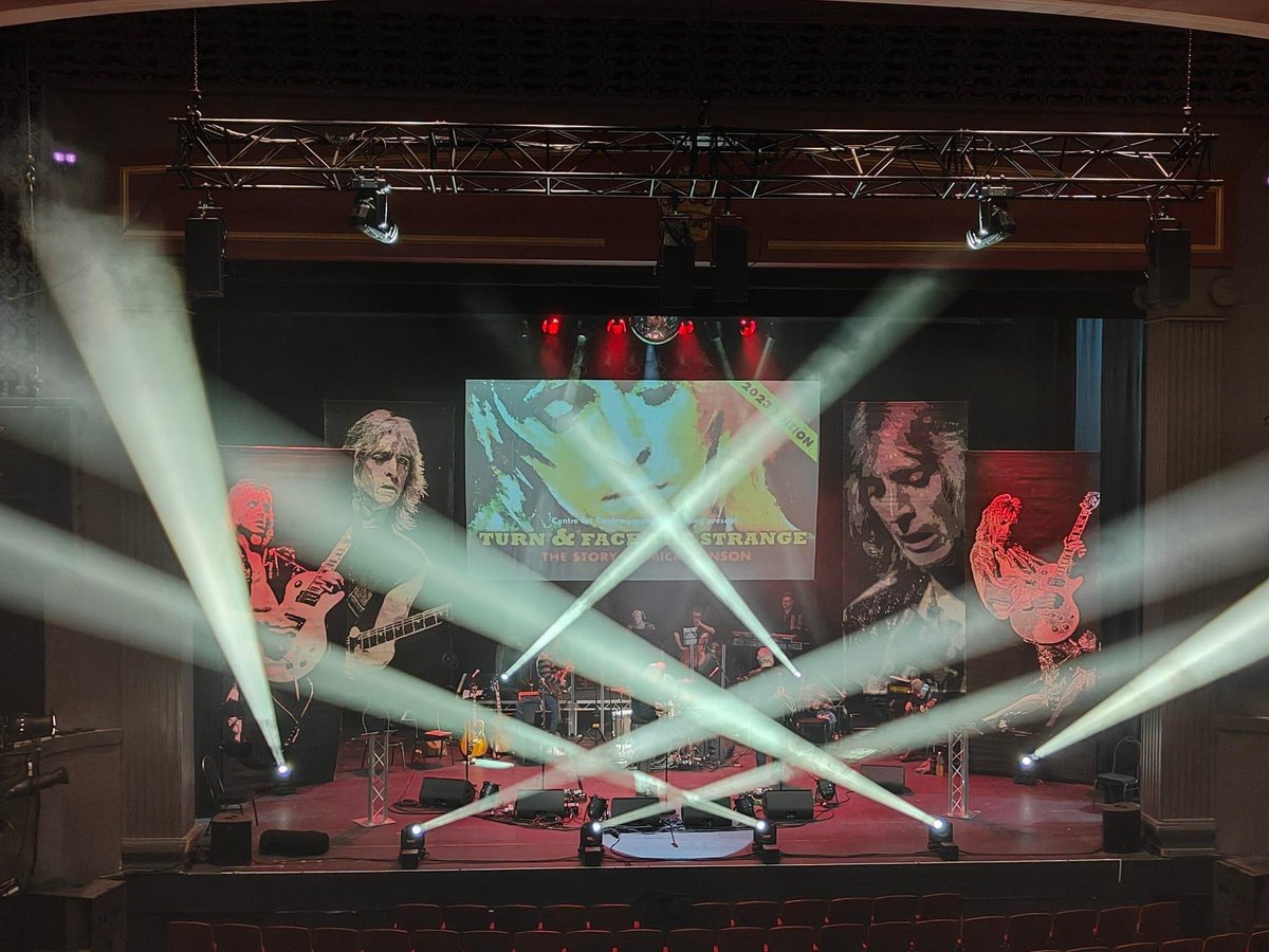 TurnFaceStrange's tweet photo. Our lighting &amp; sound wizards - Jason Addison &amp; Iain Firth - getting stage set for this weekend’s shows of Turn &amp; Face The Strange - The #MickRonson Story. @NewTheatreHull 8th/9th Dec
 
https://t.co/JAH43MwNcu

#davidbowie #spidersfrommars #hull #loureed #bobdylan #guitar #theatre https://t.co/w897DOBUYl