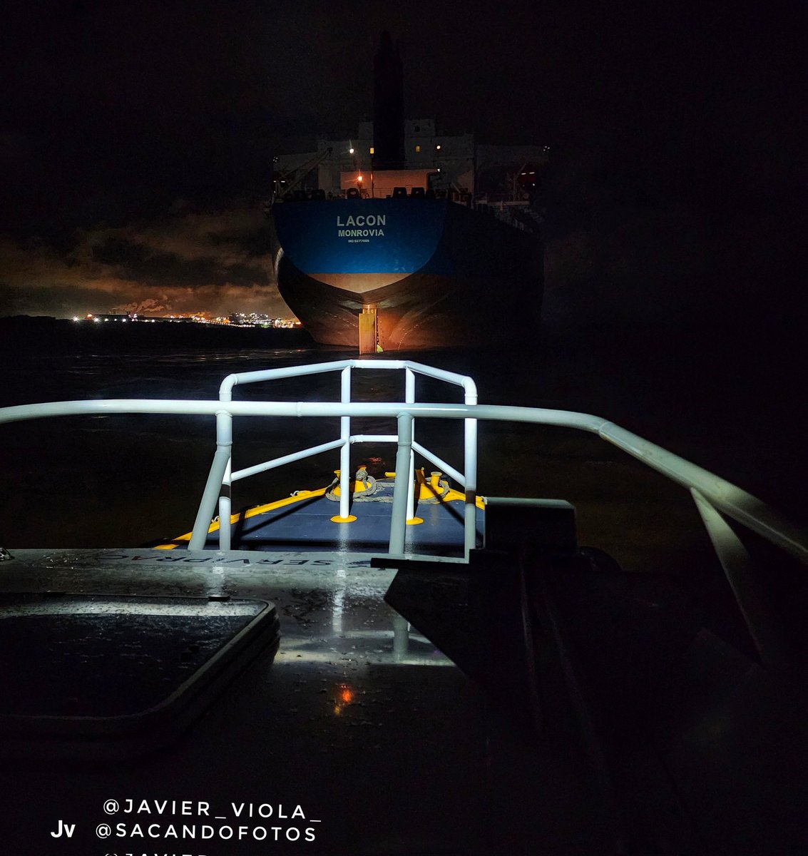 Noctámbulos 
#pilotboat #pilotboatlife #sacandofotos #javierviola