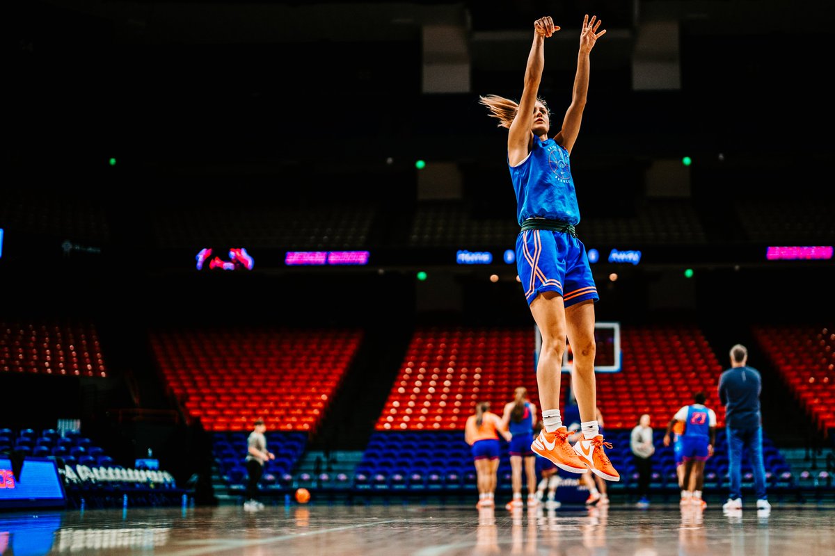 picture perfect 📸

#BleedBlue | #WhatsNext