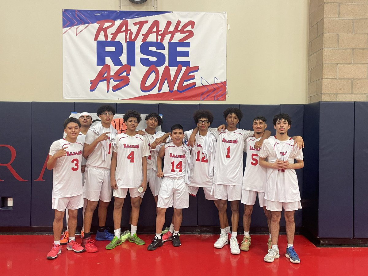 derrickLawson62's tweet photo. Filled with #RajahPride as our @IHSRajahs boys basketball have a decisive win over yucca valley. https://t.co/gptNXUTV6O