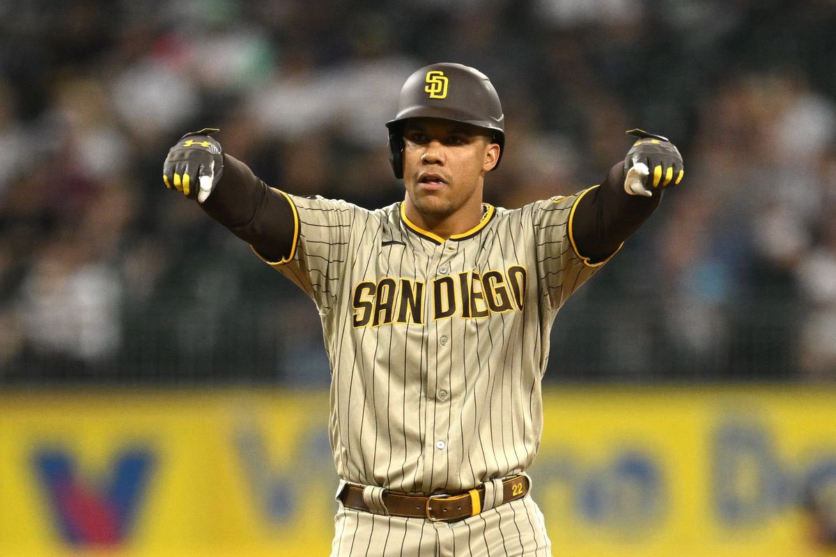 Pinstripe Pride tweet media