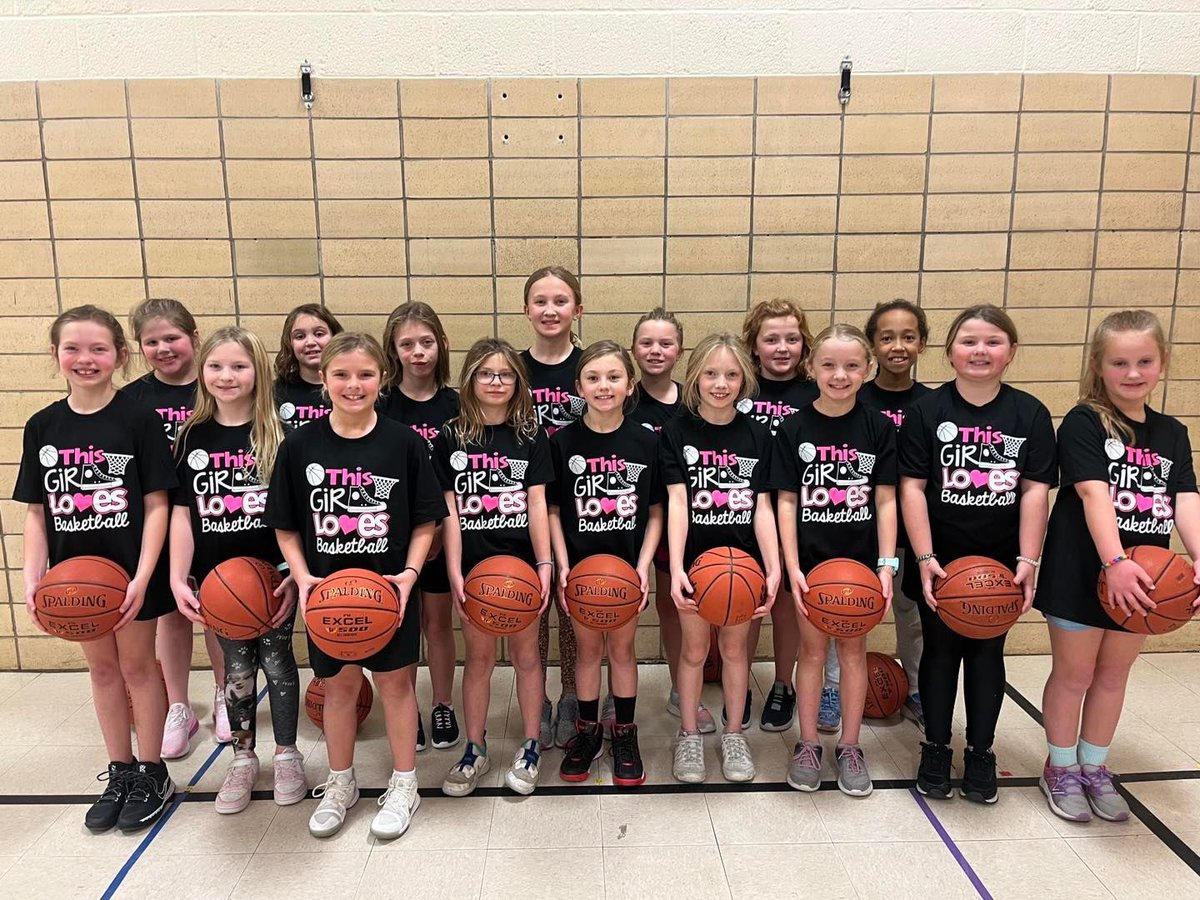 Wheaton_803's tweet photo. Look at these lil’ ⛹🏼‍♀️ ballers! 
Meet the 3/4 grade Lady Warriors GBB team🏀💗. 

They will bring their spirit to the court Friday night at the HOME game during 1/2 time.  GO Warriors!! Girls Rule!💗🏀

#LifeAtThe803 https://t.co/qjtcniIZ3r