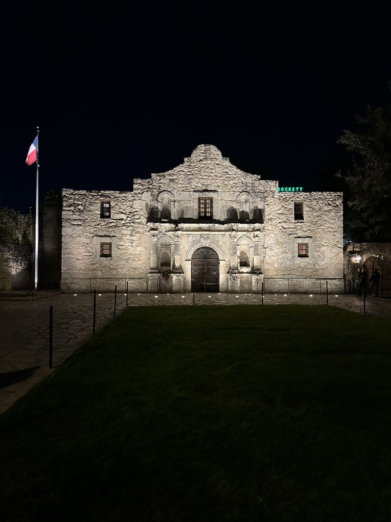 SnipeMcDangles's tweet photo. We didn’t forget the Alamo https://t.co/oxunHi9xcf