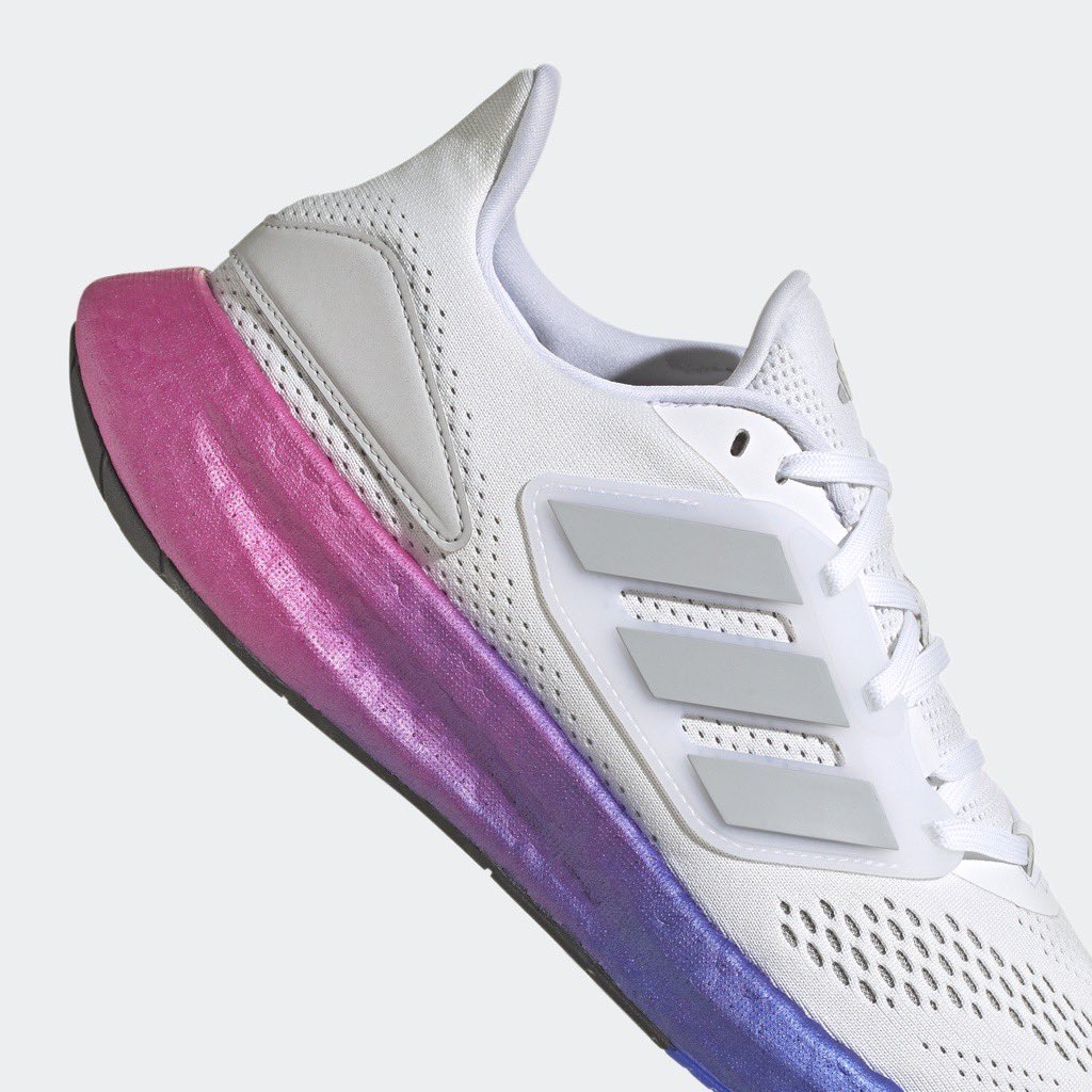 Pureboost – antara kasut paling selesa dari Adidas tengah SALE UP TO 50% OFF!!

NP RM 569                NOW RM 255