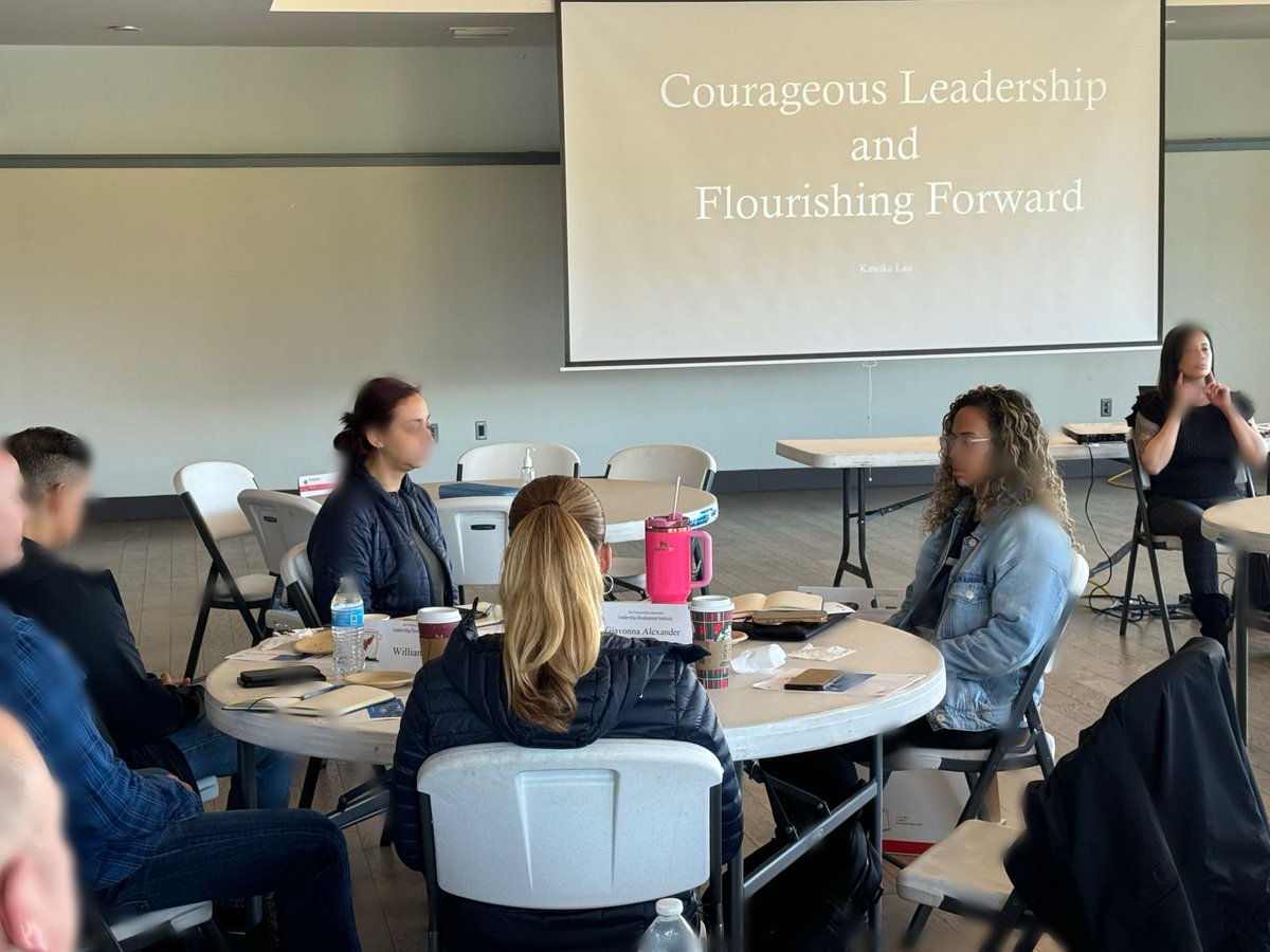 bluecourage's tweet photo. Session 11 of SFPD’s LDI for Cohort 5 was inspirational! Michael opened the day introducing the very inspiring presenter, David (Kawika) Lau, who spoke about Courageous Leadership! #bluecourage #leadershipdevelopmentinstitue #courageousleadership #kawikalau #SFPDLDI #inspiring https://t.co/KokVrQDI9K
