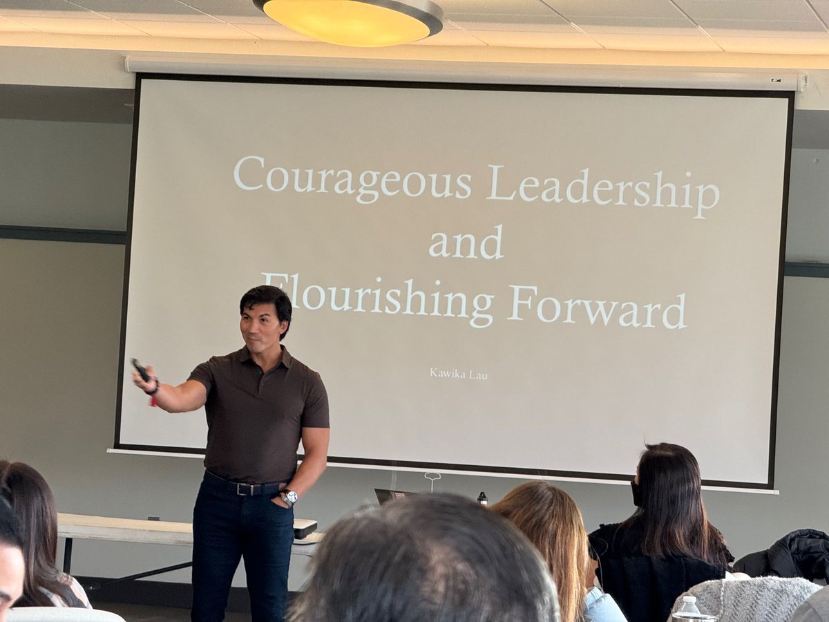 bluecourage's tweet photo. Session 11 of SFPD’s LDI for Cohort 5 was inspirational! Michael opened the day introducing the very inspiring presenter, David (Kawika) Lau, who spoke about Courageous Leadership! #bluecourage #leadershipdevelopmentinstitue #courageousleadership #kawikalau #SFPDLDI #inspiring https://t.co/KokVrQDI9K