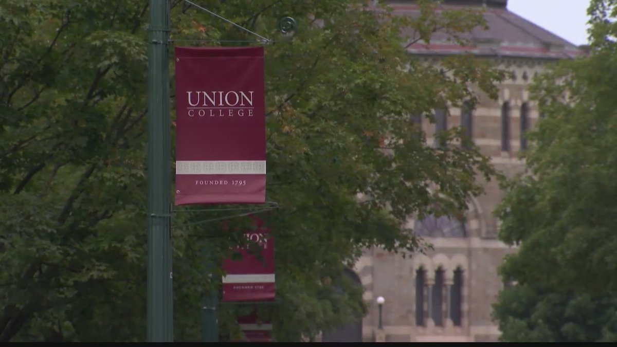 FOX23News's tweet image. #UnionCollege under investigation for alleged incidents of #antisemitism  trib.al/39WhN62
