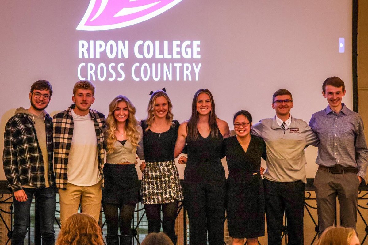 RiponTrackXC's tweet photo. RCXC Team Banquet night! A lot to reflect on and be thankful for in an historic chapter of our program 📖

❤️Thank you seniors for all of your dedication to bringing the program to a new level

#RCXC | #HawksFly https://t.co/Kx6W4Dsaea