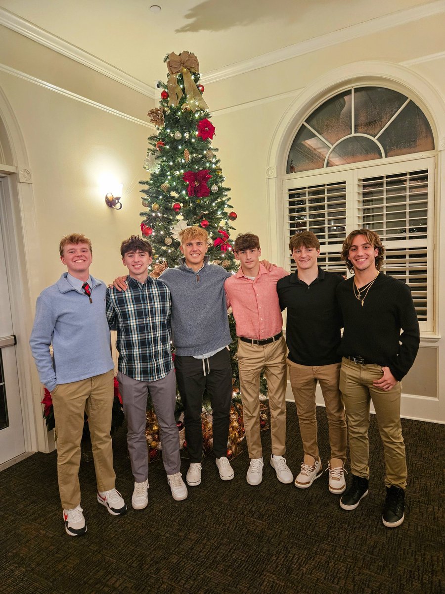 CoachFishND's tweet photo. All CVC Banquet tonight. Great night celebrating our guys. #WinTheDay @NDNJAthletics
Ryan Watson- 1st Team
Luigi Barricelli- 1st Team
Will Lynch- 2nd Team
Nick Angiolino- 3rd Team
Landon Hoenisch- 3rd Team
Chase Burrows- Vince Palmere Service Award https://t.co/RtT3VhgiJg