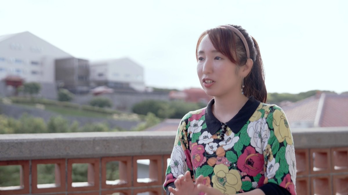 #時の首里彩画　第十四回
画家 平良優季さんの「心彩る首里」は
いかがでしたでしょうか？

県立芸大美術棟で見渡せる景色を
「贅沢な場所」と話す平良さんが語る想いとは

番組は、YouTubeからもご覧いただけます
youtu.be/7PQpeu3du9A

#琉球古典音楽 #豊里美保 #平良優季 #県立芸大美術棟 #画家