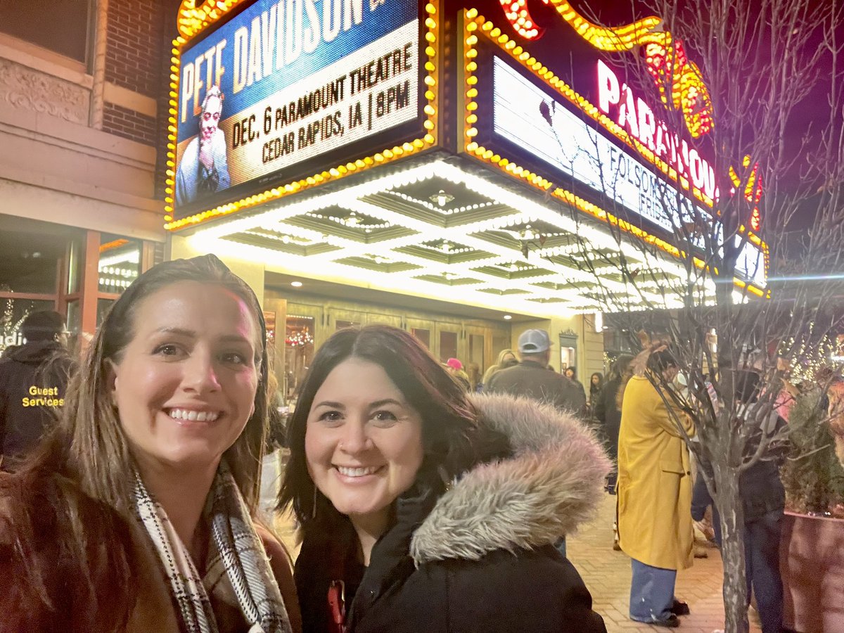 ashleyvanorny's tweet photo. Thanks for stopping through beautiful Cedar Rapids @JoeyGay and #PeteDavidson 
No one’s eating ham balls 🚫
👍 We fiercely love our @RealCapnCrunch #Crunchberry smells 🥣 
We are the Cereal City; make yeast used in 40% of bread baked in the US + where US quarters get their start. https://t.co/STWYXkKp5P
