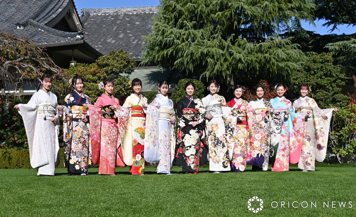 oricon's tweet image. 🎍オスカー 晴れ着撮影会
小芝風花、高橋ひかるら11人✨
本田望結、ラスト10代の2023年
一人暮らし&朝ドラ出演で「跳べたと実感」
oricon.co.jp/news/2305501/?…
『大病院占拠』で話題の宮本茉由
今年は「心のゆとりがたりなかった」
oricon.co.jp/news/2305642/?…
#本田望結 #宮本茉由 #小芝風花 #高橋ひかる