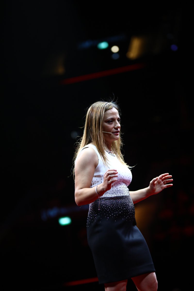 MJimenaR's tweet photo. Después de unos cuantos días recién estoy digiriendo la locura que fue Tedx Rio de La Plata 2023. 
Gracias @TEDxRdelaP  por darme la oportunidad de poder contarles a más de 10 mil personas sobre mi pasión, la astronomía. https://t.co/ZZT7TYIQu3