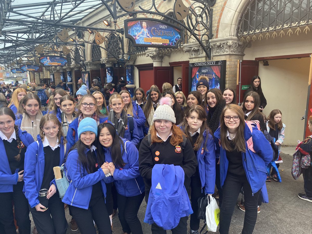 🌟 Our Transition Year students had a great day at the Panto in Dublin yesterday! 🎭🤩 Laughter, fun, and festive cheer filled the day. Thanks to everyone who made this memorable outing possible! 🎉 #TYAdventures #PantoFun #MakingMemories