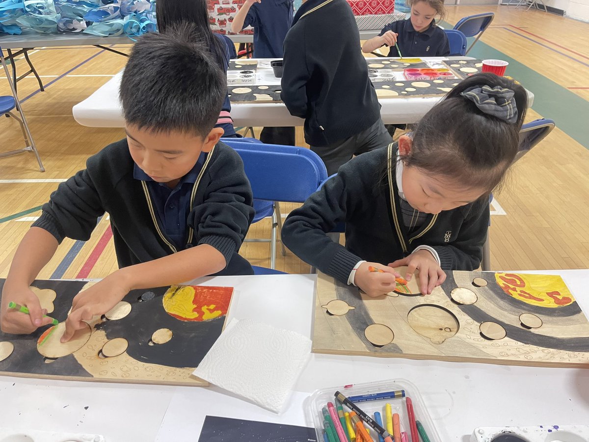 More puzzle painting. This time … our solar system! #Montessori #Integration