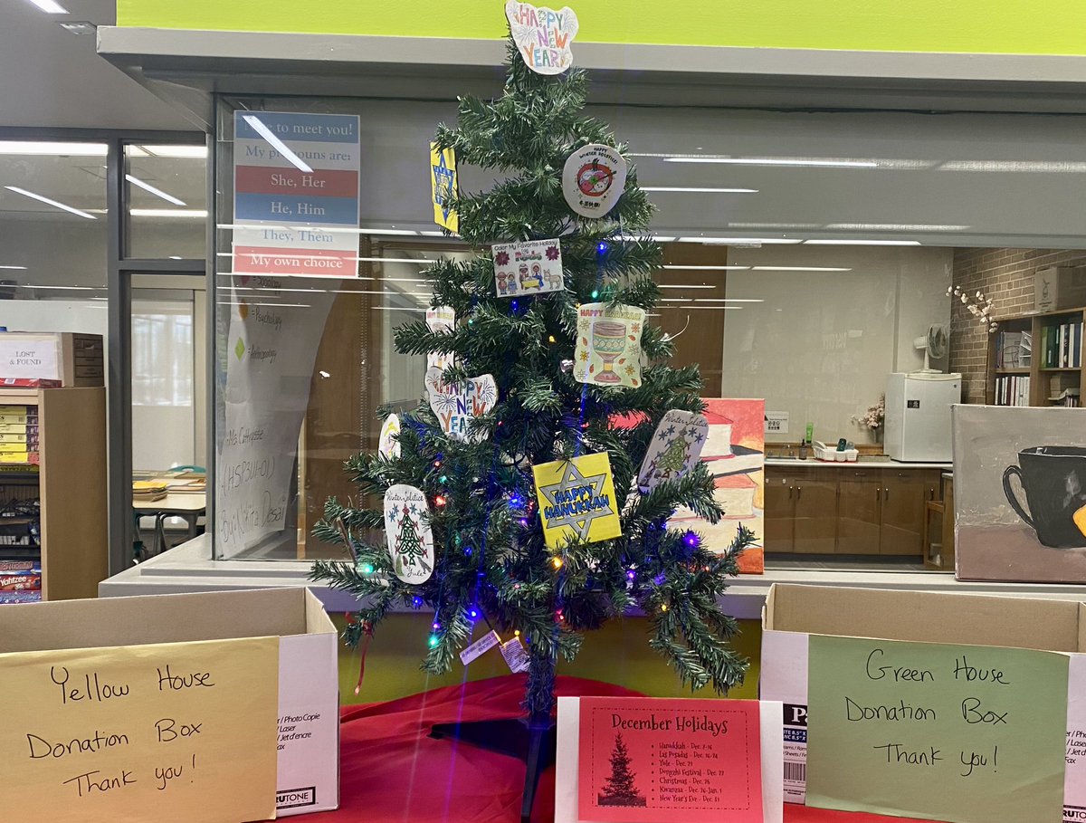 The KCI Food and Toy Drive is now taking place until Dec. 15! Bring in non-perishable food and new toys, and earn BIG POINTS for your House 🥳 Drop off locations: 🟣 House - Rm 115, 🔴 House - Rm 120, 🟢 House - Library, 🟡 House - Library