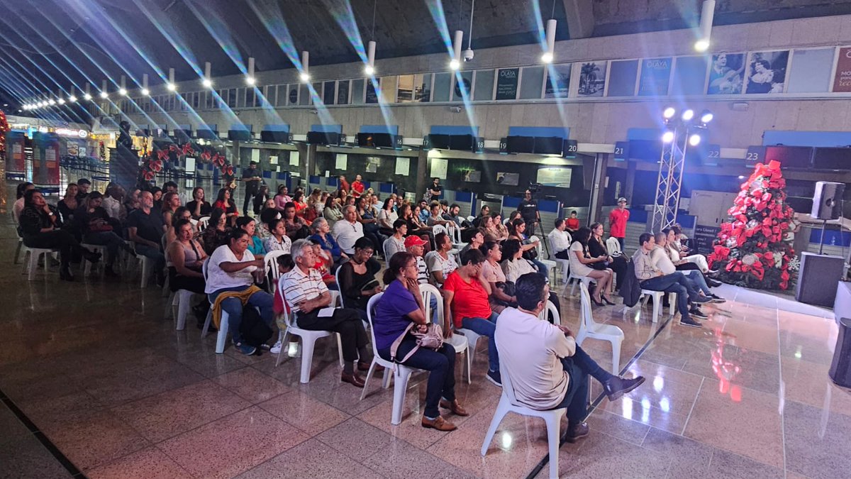 fonvalmed's tweet photo. Con la participación de la ciudadanía, aliados y demás integrantes de la familia @fonvalmed realizamos nuestra Rendición Pública de Cuentas, espacio donde compartimos nuestros logros y retos del 2023 para la construcción de la #MedellínFuturo https://t.co/QwgU9sY5n5
