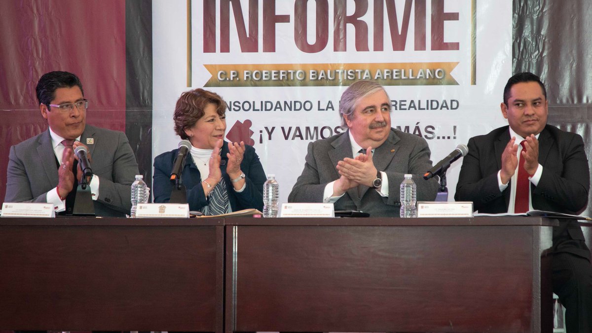 PJEdomex's tweet photo. El titular del #PJEdomex, @MagdoSodi, acompañó a la Gobernadora, @delfinagomeza, al Segundo Informe de actividades del Presidente Municipal Constitucional de #TenangoDelValle, Roberto Bautista Arellano.

El alcalde dio cuenta de la situación que guarda la administración municipal en su segundo año de funciones e hizo un recuento de las principales acciones en beneficio de la población.