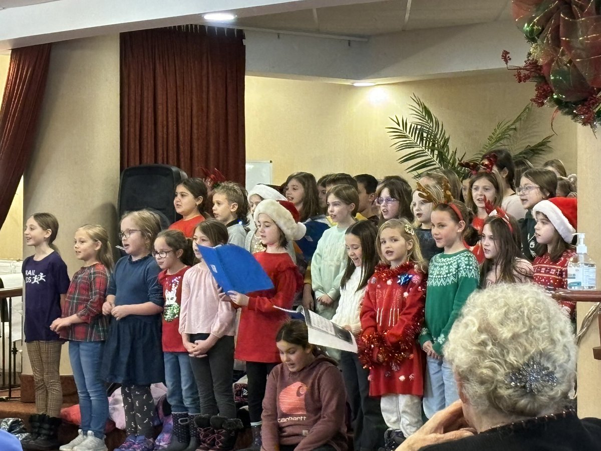 FairvaleFalcons's tweet photo. “The best way to spread holiday cheer is singing loud for all to hear!” Today our choir entertained the residents of Shannex-Parkland In The Valley with their selection of festive favourites! https://t.co/aU5mGBWmPl