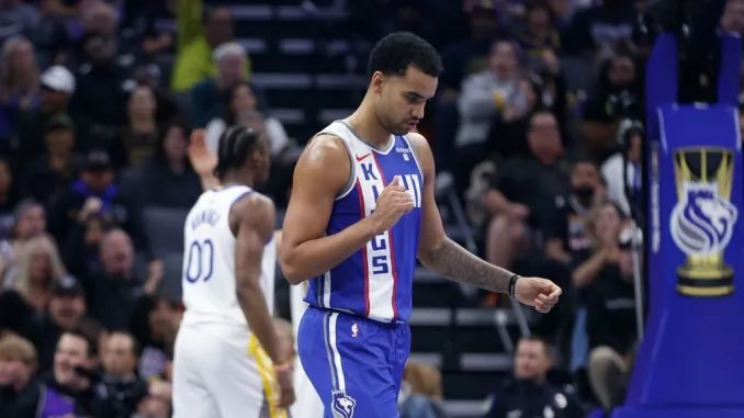 RunWithFox's tweet image. Petition to get Trey Lyles in the starting lineup over Harrison Barnes

RT &amp;amp; Like for Lyles to start 

Ignore for Barnes to stay 

@SacramentoKings 
@mmcnair 
#MikeBrown