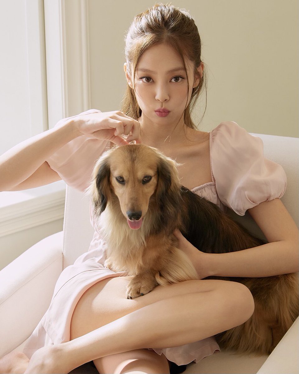 jenniepics's tweet photo. https://t.co/7DNwG8TWm9
