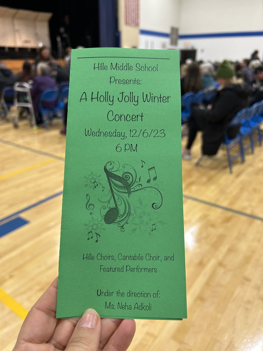 This is going to be just the thing I need to get into the holiday spirit! Hille Winter Choir Concert, let's go! 💚🎄💚🎄