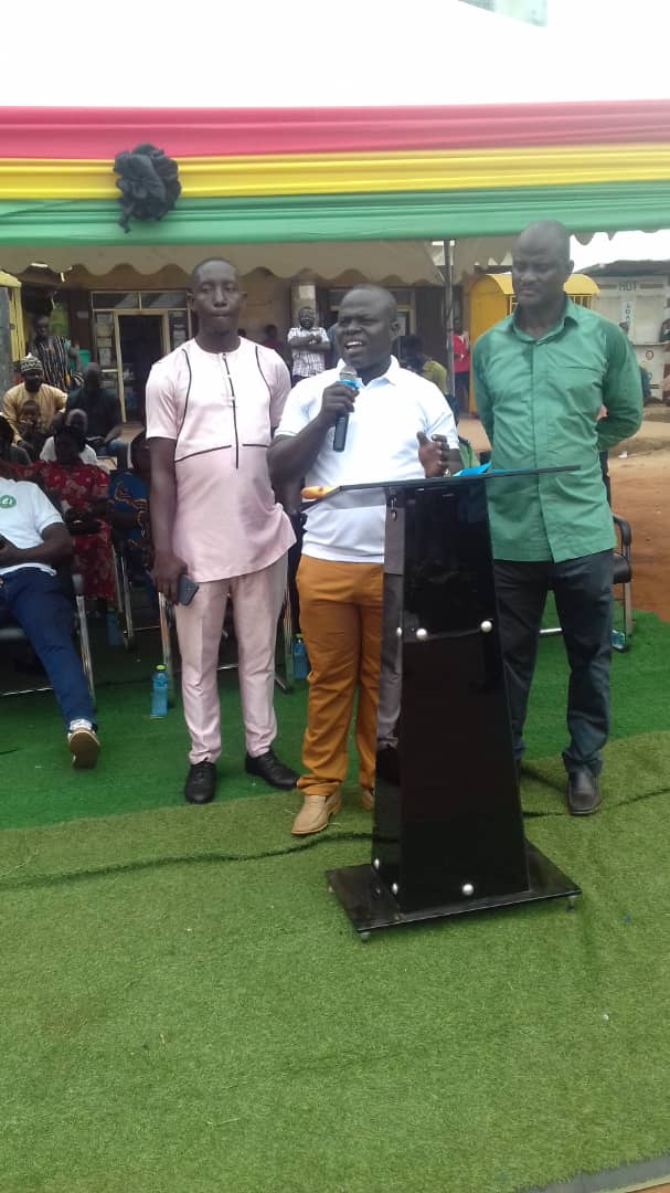 FulgenceN's tweet photo. I'm proud to witness the crowning  of the #ayeiafrica's trainees and beneficiaries who went through our mentoring programs to become commercial farmers. Now being awarded Best farmers in our districts, (Ghana) it validates our commitment 2 raise a generation of agri-entrepreneurs https://t.co/EGtWc9bjlF