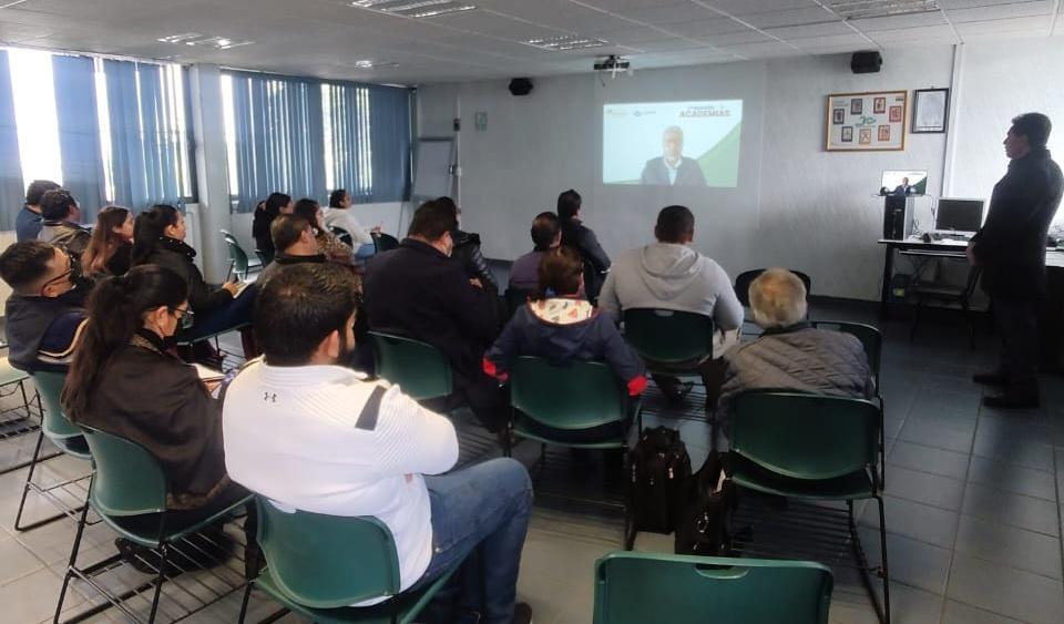 ConalepAtlaco's tweet photo. En la Tercera Reunión de Cuerpos Colegiados, la plantilla docente determina la continuidad de estrategias para atender la no competencia y evitar el abandono escolar. 
@Conalep_Edomex
#ApasionadamenteCONALEP
#ElPoderDeServir https://t.co/iweYkJeID4