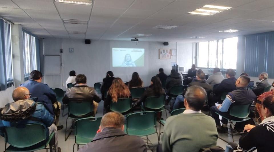 ConalepAtlaco's tweet photo. En la Tercera Reunión de Cuerpos Colegiados, la plantilla docente determina la continuidad de estrategias para atender la no competencia y evitar el abandono escolar. 
@Conalep_Edomex
#ApasionadamenteCONALEP
#ElPoderDeServir https://t.co/iweYkJeID4
