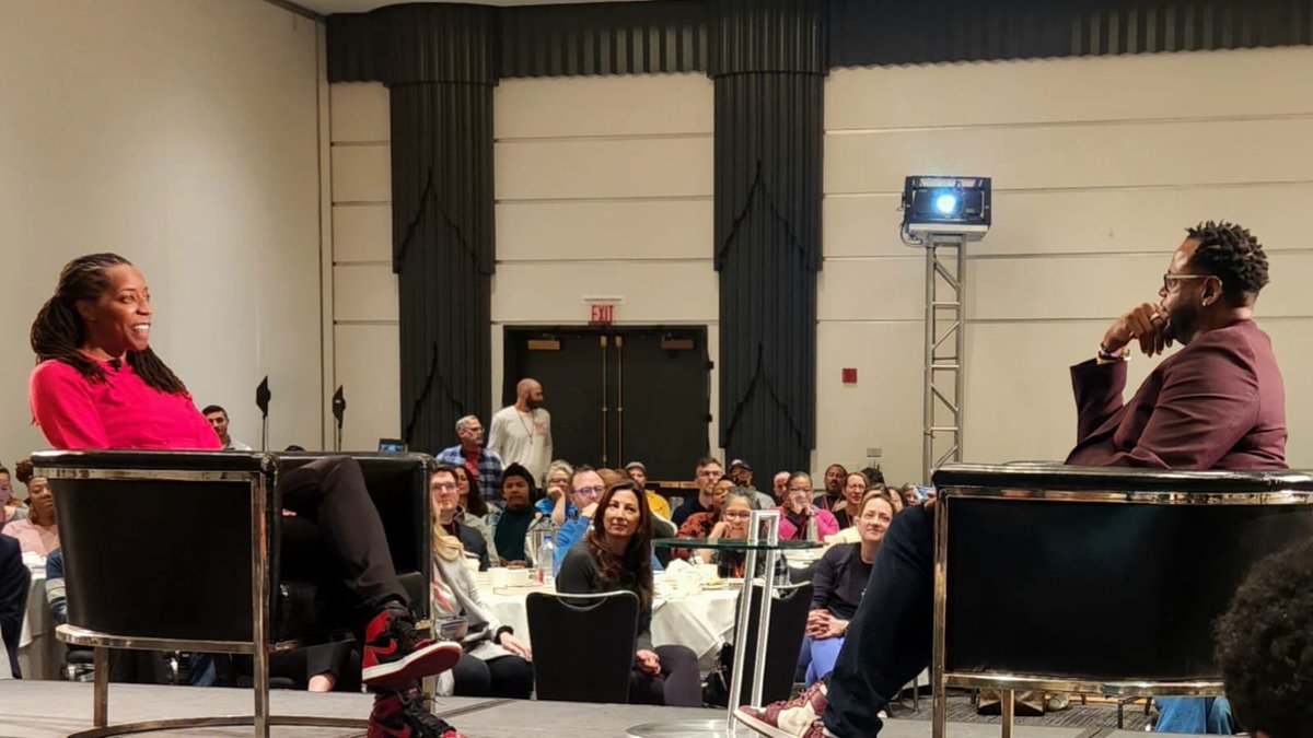 rmcaruthers's tweet photo. Leading in education is hard and there are very few conferences that exist to feed your soul. After attending Leadership Conference in Philly and sitting in spaces that were designed for the BIPOC community, the theme of love and soul is perfection. #BPLeadership @BLoveSoulPower @Shameka_Gerald @Carlos_Moreno06 @bigpiclearning @Getting_Smart