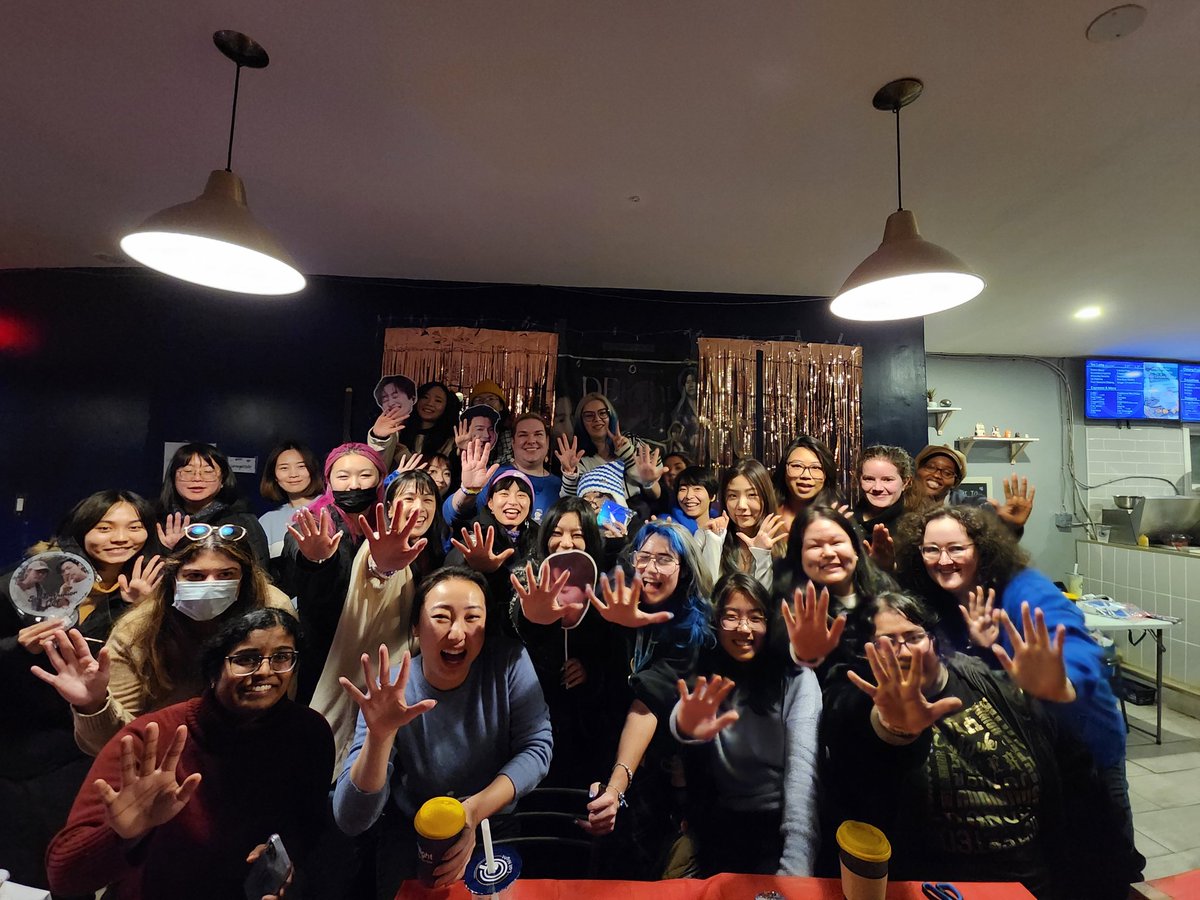 SJProjectCanada's tweet photo. So many people!! Thank you for coming~~ https://t.co/EiGBOYKkVd