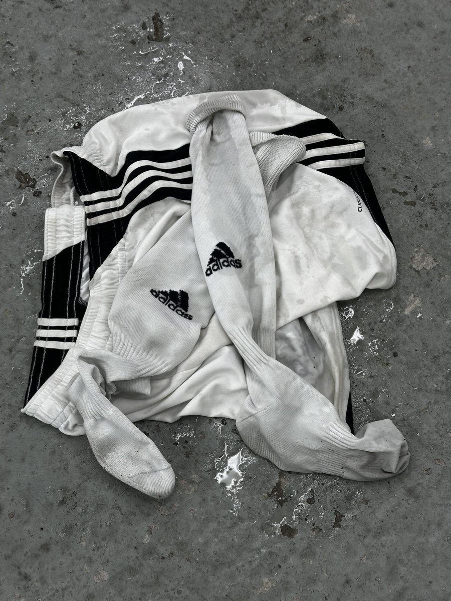 slut50100's tweet photo. Pissing / peeing / wetting my Adidas sports kit shorts and socks. #watersports #peeing #pissing #fetishpee #manpeeing #kink #shortsfetsih #kitfetish #peemyself #pissingcock https://t.co/n8kUN26KNV