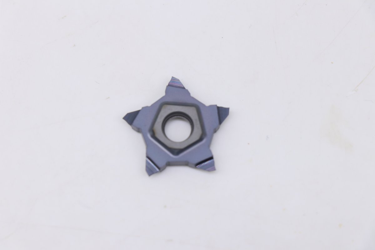 santychung's tweet photo. Iscar's PENTA 24 series #CarbideInserts for parting or grooving process. You may reach out to us for your integrated solutions: https://t.co/RsoYsvJjd4 #GroovingInserts #PartingInserts #MGMN #MRMN #TDC #GRIP #TGF #GBA #GRIP #PENTA #EXCELLEDGE https://t.co/kCBU61y8Ra