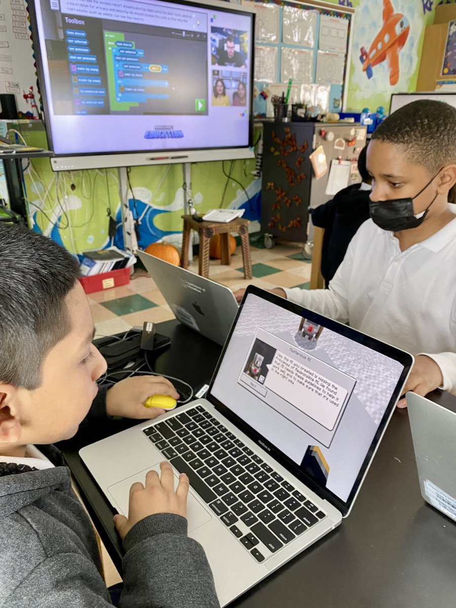 jeanne389's tweet image. On the 3rd day of #CSEdWeek2023 Class 471 from @PS_376K got to play-along with #MinecraftEdu @PlayCraftLearn for #hourofcode and learned about better #AI @D32Bushwick