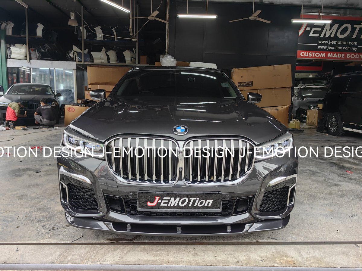SimonChen9738's tweet photo. BMW 7 SERIES G11 CONVERT TO FACELIFT G13 BODY PARTS AND BODY KIT 🇲🇾🇲🇾🇲🇾 #simonchen #jemotiondesign #bmw #bmwf30msport #bmwx6 #bmwf30 #bmwf30m #bmwe92 #bmwf07 #bmwf01 #bmwf02 #bmwf07 #bmwg12 #bmwg13 #bmwg11 #alphard #vellfire #jebodykit #jedesign #jemotionbodykit #lexus #lexuslm https://t.co/XD4fCWirOg