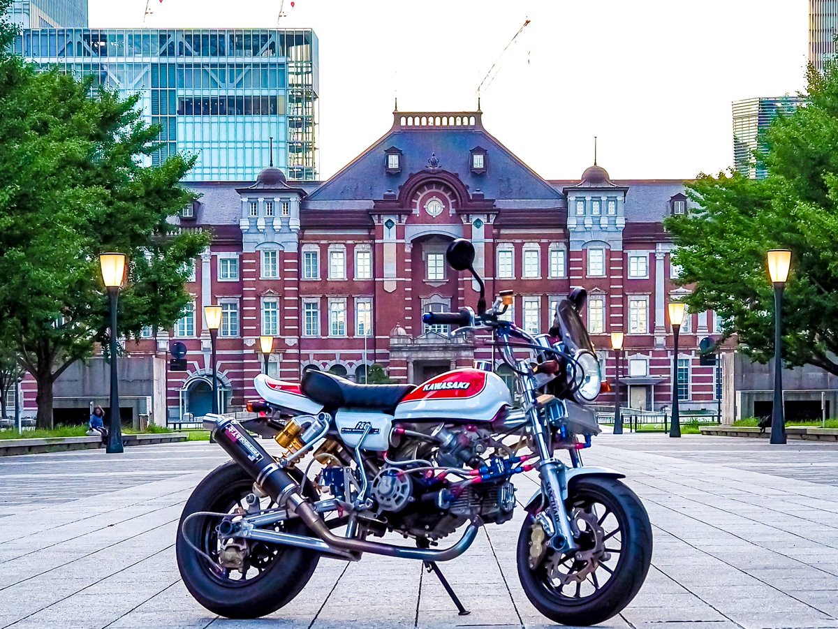 NakedKouji's tweet photo. #今年の愛機ベストショット

ベストショットが選べないので、あくまでも自分で撮った愛機達のベストショットとなります!!

#SR400 #1JR
#モンキー #Z50J
#タクト #AB07
#ダットサントラック #D21 https://t.co/QbgpVoNO6e