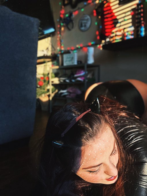 Don&rsquo;t mind me just dropping some extra photos here as a special preview to my new set out over on https://t<a href="/tag/cute"class="tags"><span>#cute</span></a><a href="/tag/cosplay"class="tags"><span>#cosplay</span></a><a href="/tag/redhead"class="tags"><span>#redhead</span></a><a href="/tag/pantyhose"class="tags"><span>#pantyhose</span></a>