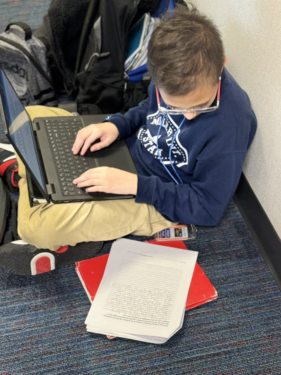 Miller Int Children Interacting After School tweet media