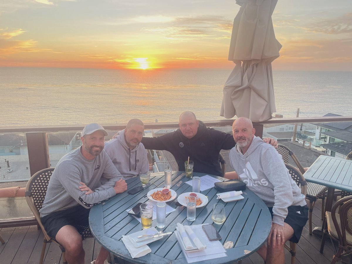 Its not always easy to find a group of people that can work together as one.
Good group.