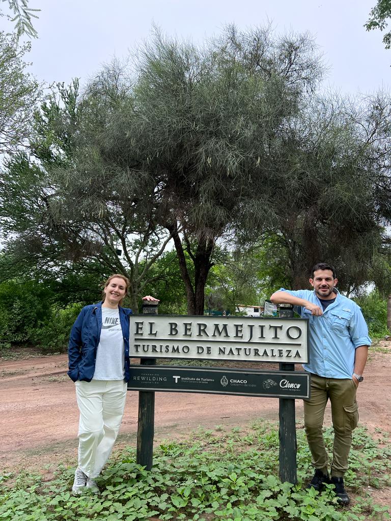 Felicitaciones Verónica Mazzaroli, futura Presidenta del Instituto de Turismo del Chaco.
Como no podía ser de otra manera, nuestra reunión de transición fue en El Impenetrable, repasando acciones y proyectos q seguramente serán parte de la nueva agenda
Éxitos en el nuevo desafío!