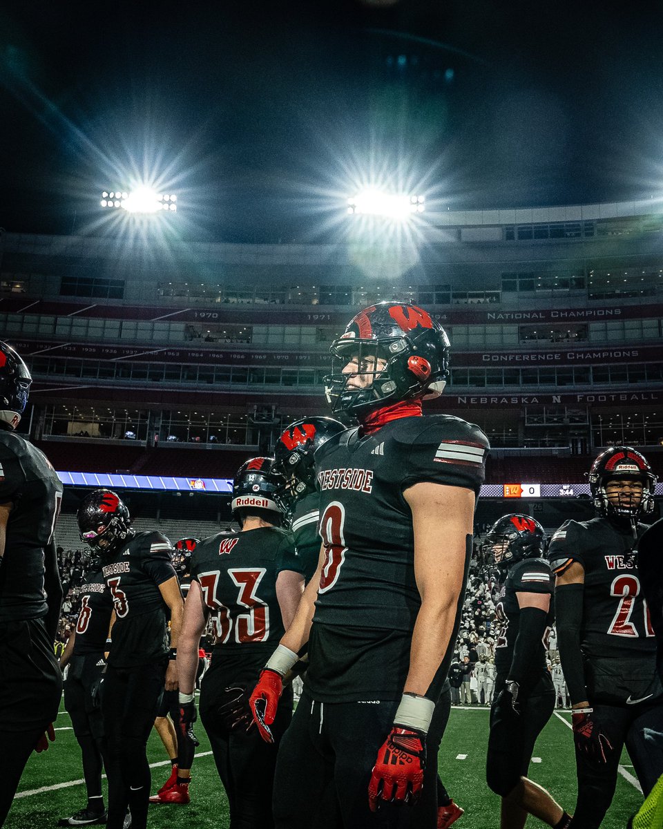 Junior Season Highlights

hudl.com/v/2MfCTq

548 yards
20 receptions 
9 Rec. Td
2 Def. Td 
69 tackles
14 TFL
2 FF
5 PBK 
1 Pick-six
State Champs Back to Back