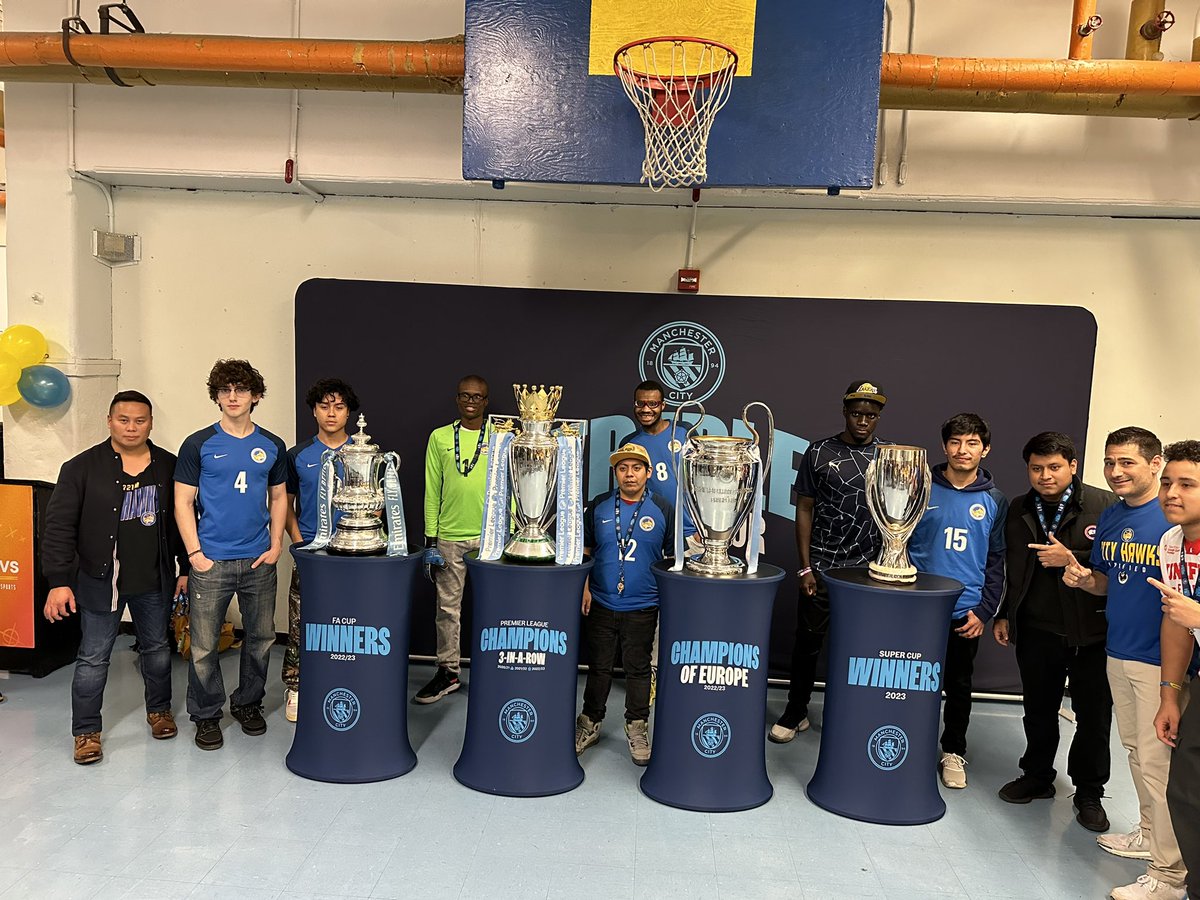 721M_CityHawks's tweet photo. A monumental night for our @SpecOlympicsNY Unified Soccer Team, as they were able to host the @ManCity #TrebleTrophyTour

They are NY Champs, @2026USAGames Champs, 5th in the 🌎 as @specialolyUSA @SOWG_Berlin2023 and now alongside the iconic trophies of the best team in the world https://t.co/5jCMKXYuIc