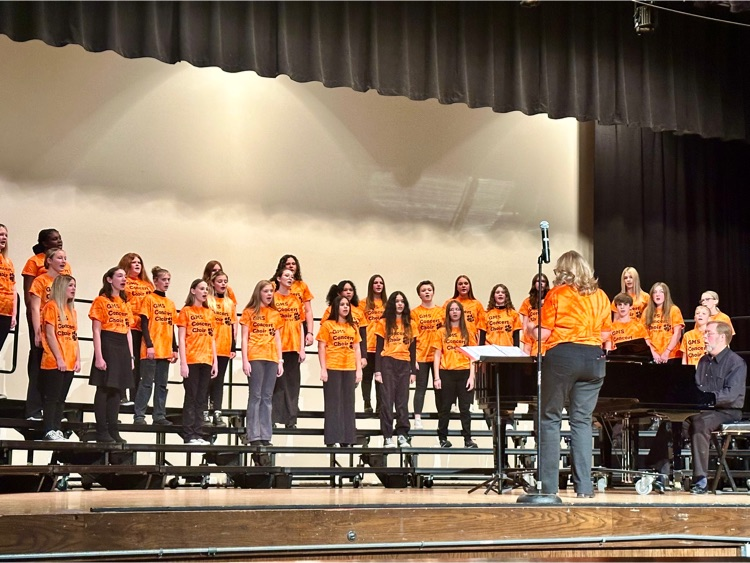 GreendaleLCSC's tweet photo. "The only thing better than singing is more singing"- Ella Fitzgerald 
The choirs did an amazing job tonight.  
#LawrenceburgLegacy #LburgHOPE #LburgUnity.  Go Tigers! https://t.co/8eoXT7Vd99