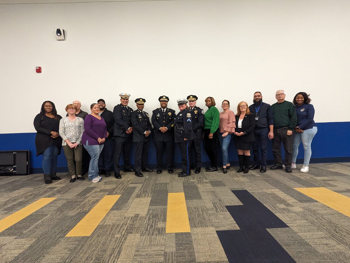 Congrats to the grads of Citizens Police Academy Class #57! The CPA, spanning 9 weeks, offers Philadelphians a firsthand glimpse into the comprehensive training received by PPD recruits. Its purpose? Fostering mutual understanding between community members &amp; police. Great job!